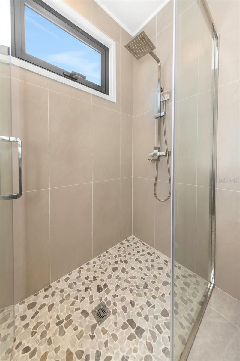 1125 Melrose Avenue S, Saint Petersburg, FL 33705 Photo