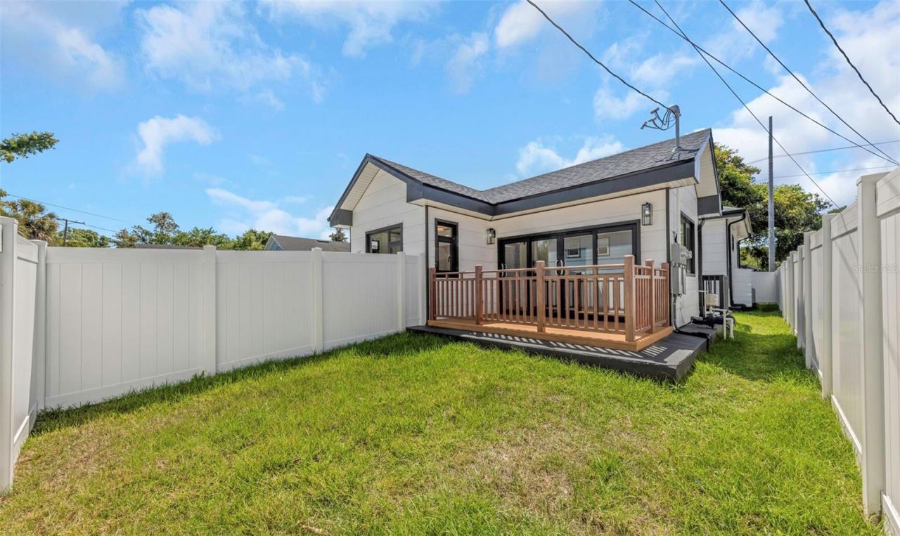 1125 Melrose Avenue S, Saint Petersburg, FL 33705 Photo