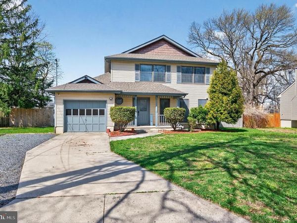 1015 MERCER STREET, CHERRY HILL, NJ 08002