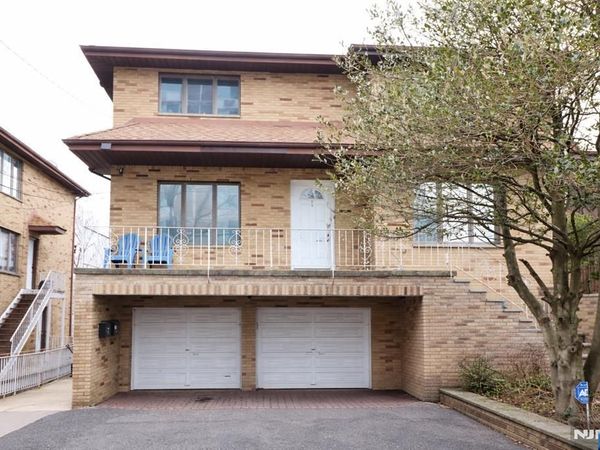 1359 15th Street, FORT LEE, NJ 07024