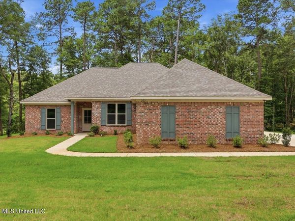 225 Walter Jones Road, Mendenhall, MS 39114
