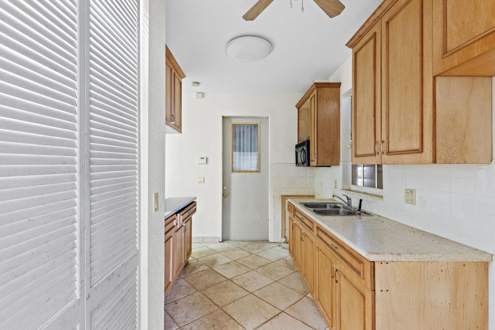 16331 N 80th St Street N, The Acreage, FL 33470 Photo