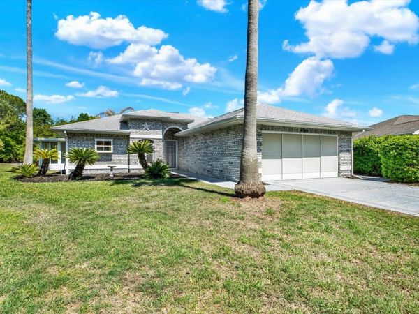 29451 SCHINNECOCK HILLS LANE, SAN ANTONIO, FL 33576