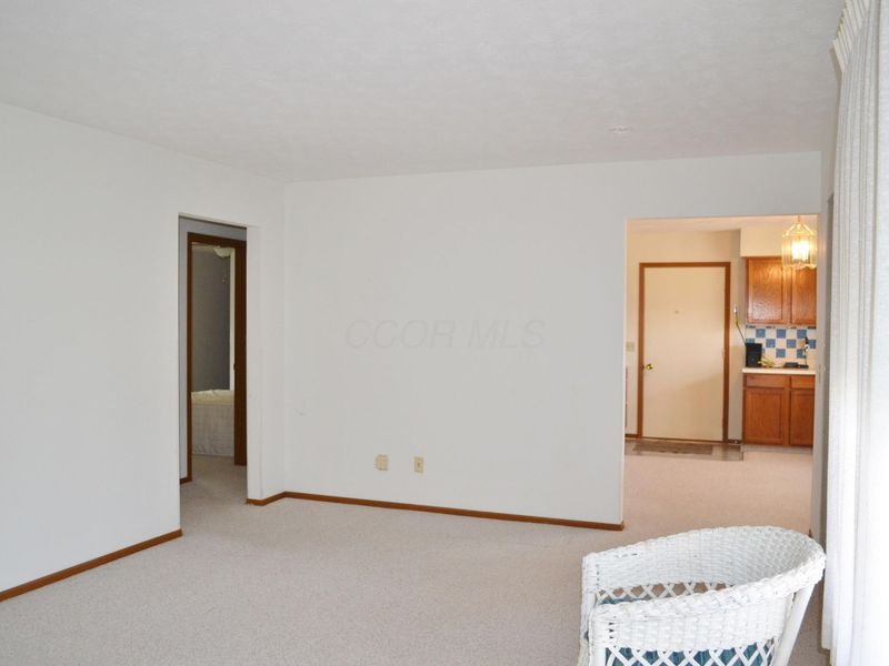 3052 Brixton Drive E, Springfield, OH 45503 Photo 10