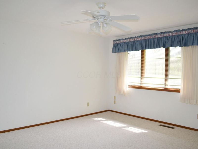 3052 Brixton Drive E, Springfield, OH 45503 Photo 15