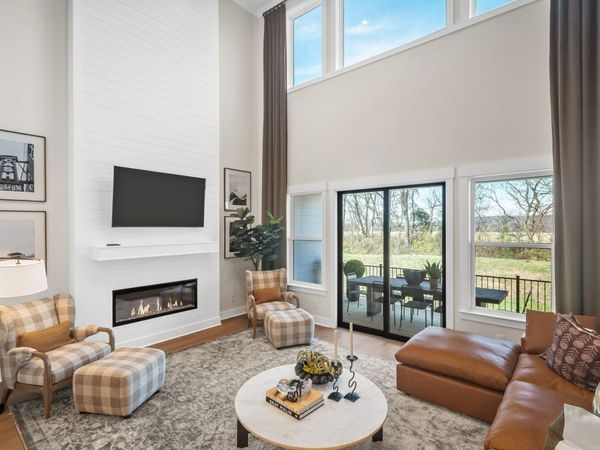 2068 Conductor Ln , Thompsons Station, TN 37179