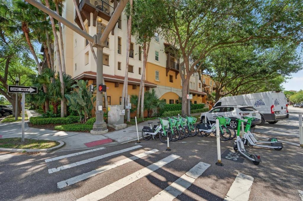 200 4th Avenue S, Unit 200, Saint Petersburg, FL 33701 Photo