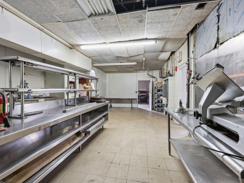 606 W Church Street, Newark, OH 43055 Photo 11