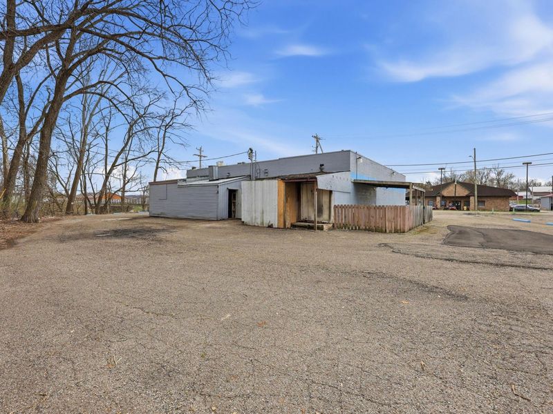 606 W Church Street, Newark, OH 43055 Photo 12