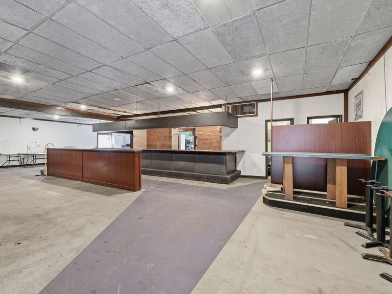 606 W Church Street, Newark, OH 43055 Photo 6