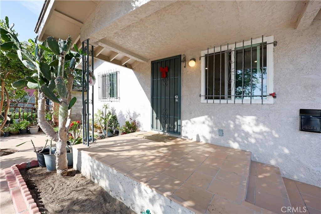 6249 Hollenbeck, Huntington Park, CA 90255 Main Photo