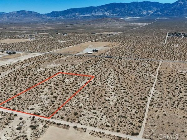 731 Sunset Road, Lucerne Valley, CA 92356