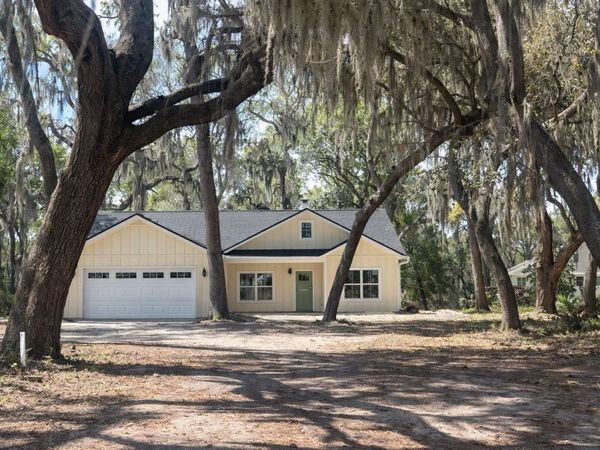 332 SE 3RD AVENUE , MELROSE, FL 32666