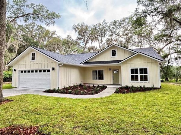 332 SE 3RD AVENUE, MELROSE, FL 32666