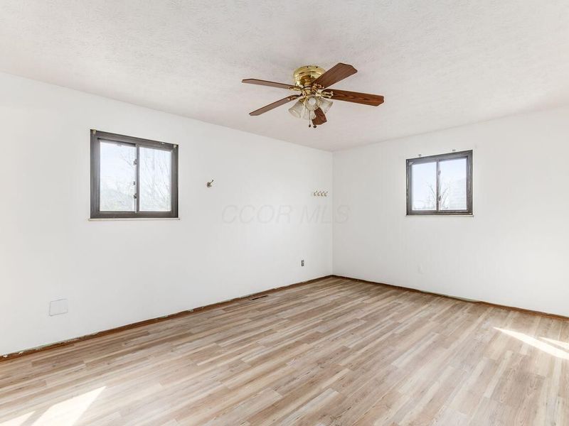 1328 Hilton Drive, Reynoldsburg, OH 43068 Photo 16