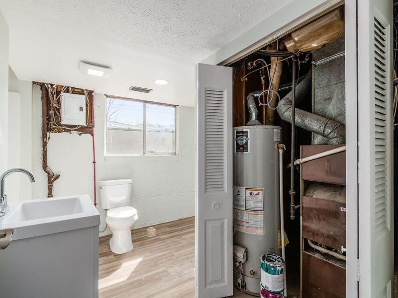 1328 Hilton Drive, Reynoldsburg, OH 43068 Photo 24