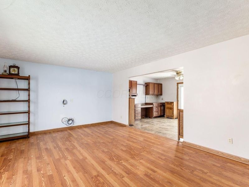 1328 Hilton Drive, Reynoldsburg, OH 43068 Photo 9