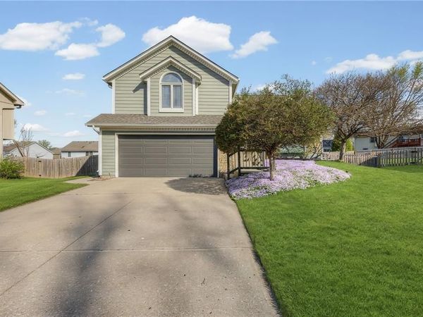 15016 W 124th Street, Olathe, KS 66062