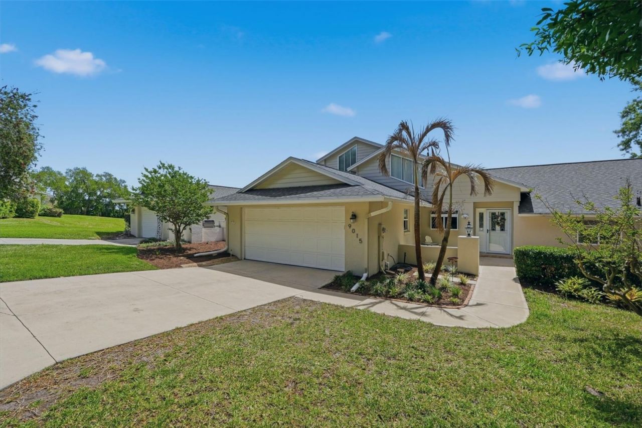 9015 Village Green Boulevard, Clermont, FL 34711 Photo