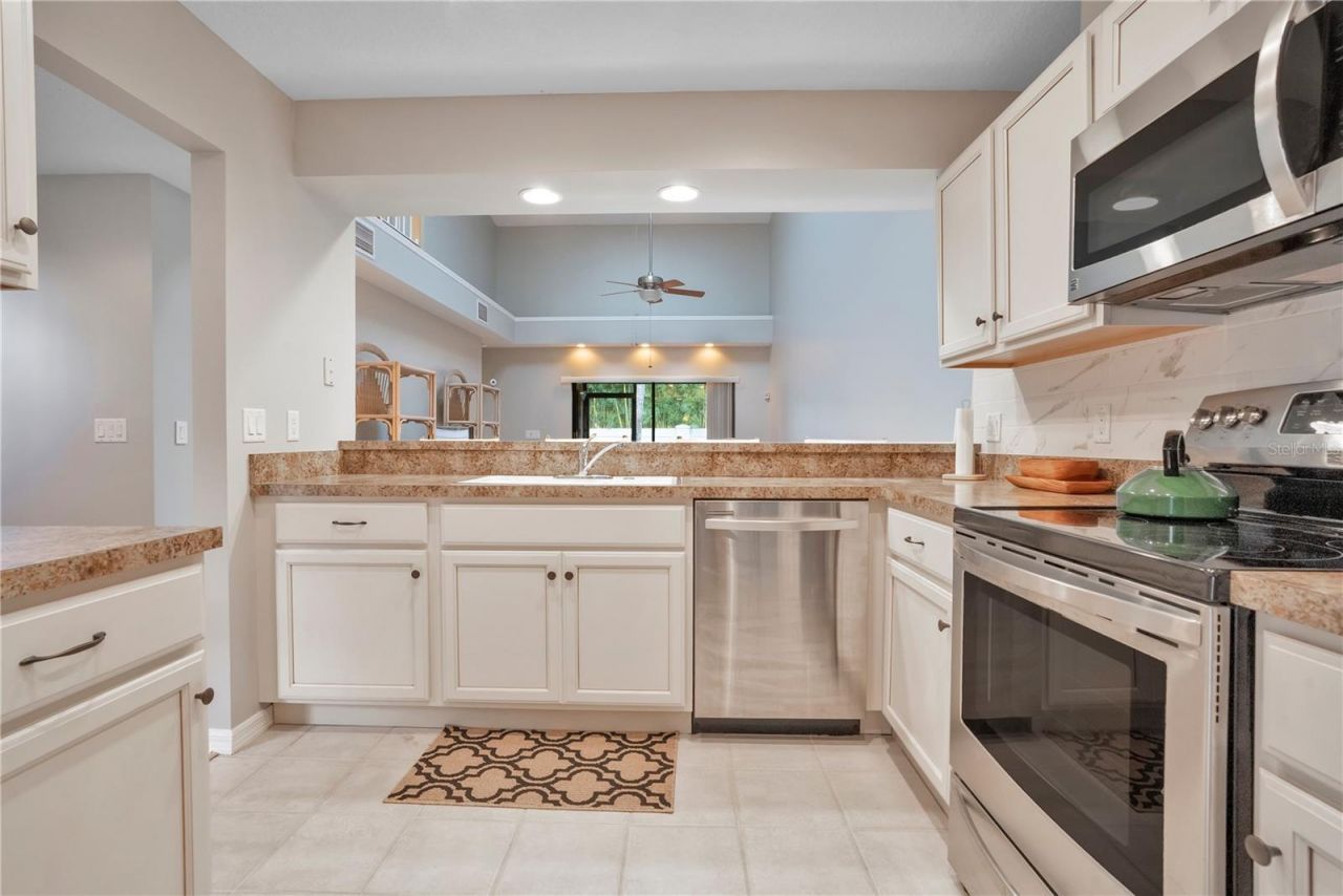 8110 Sandpoint Boulevard, Orlando, FL 32819 Photo