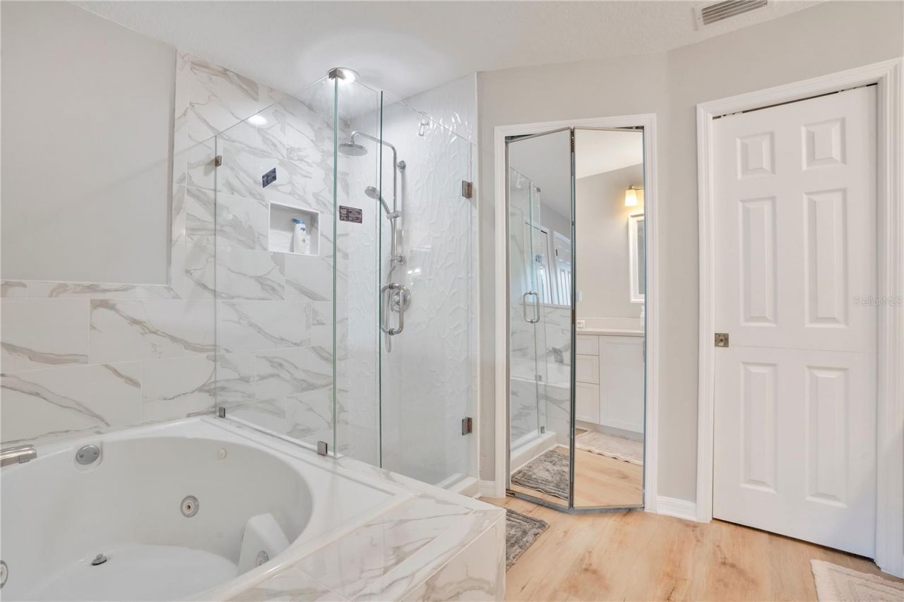 8110 Sandpoint Boulevard, Orlando, FL 32819 Photo