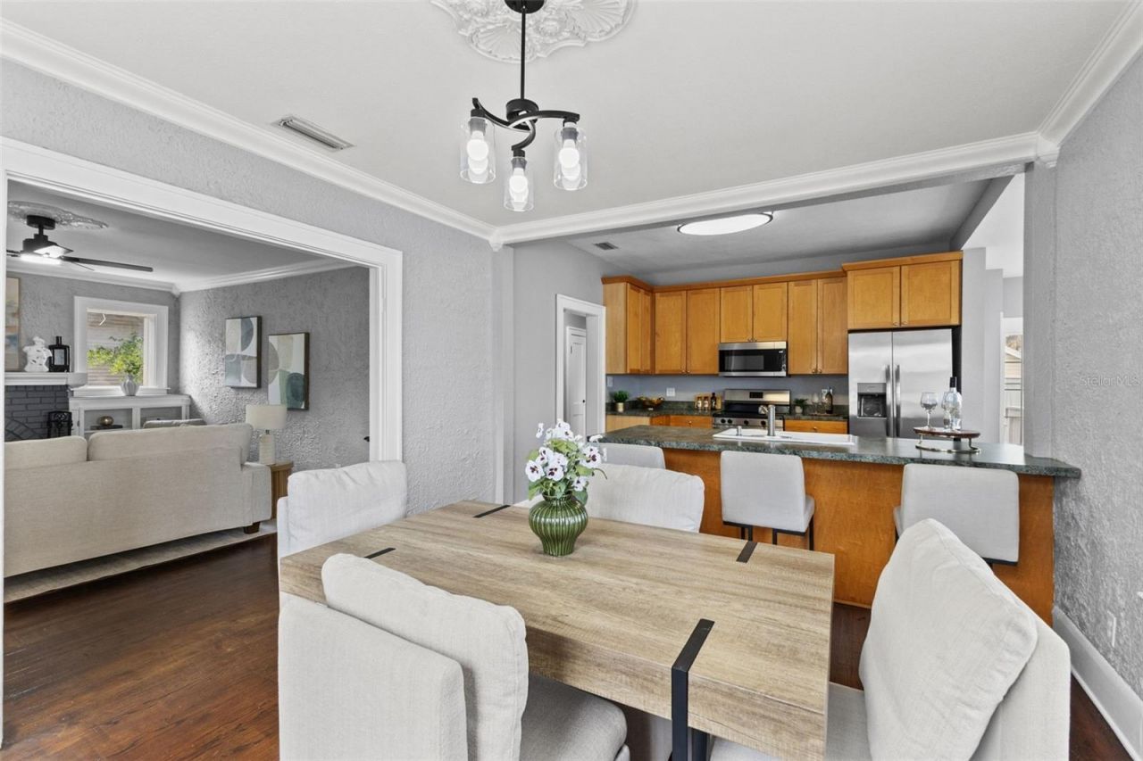 305 W Frierson Avenue , Tampa, FL 33603 Photo