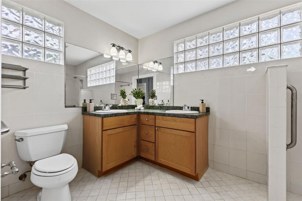 305 W Frierson Avenue , Tampa, FL 33603 Photo