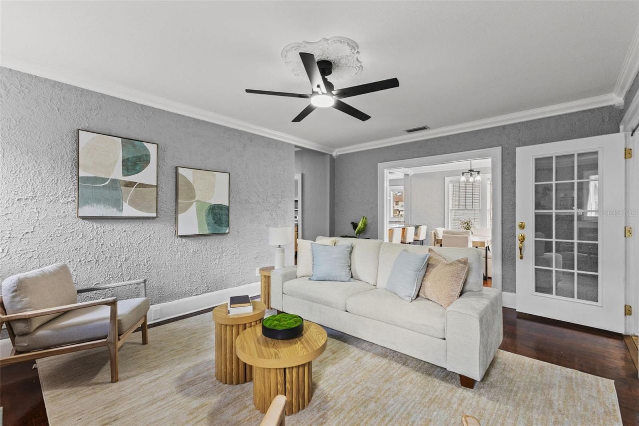 305 W Frierson Avenue , Tampa, FL 33603 Photo