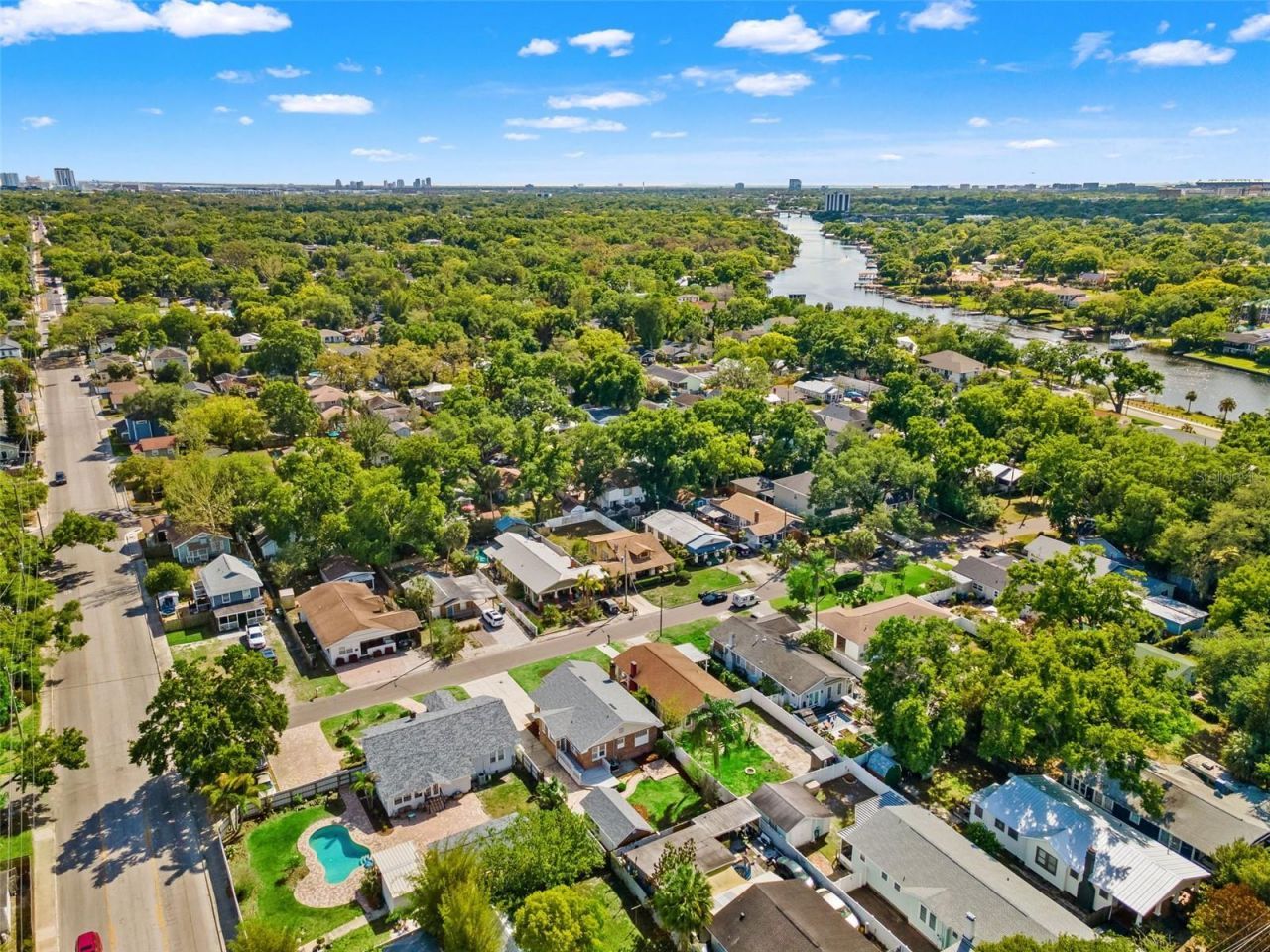 305 W Frierson Avenue , Tampa, FL 33603 Photo