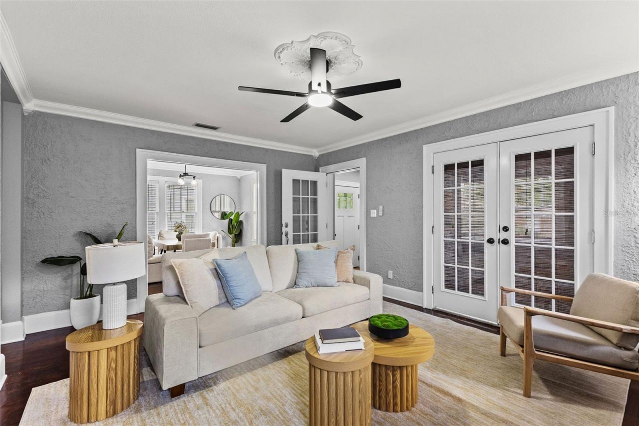 305 W Frierson Avenue , Tampa, FL 33603 Photo