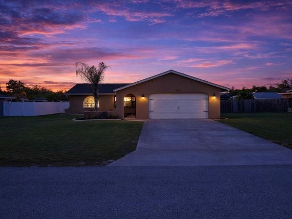 7051 LEXINGTON CIR , BROOKSVILLE, FL 34602