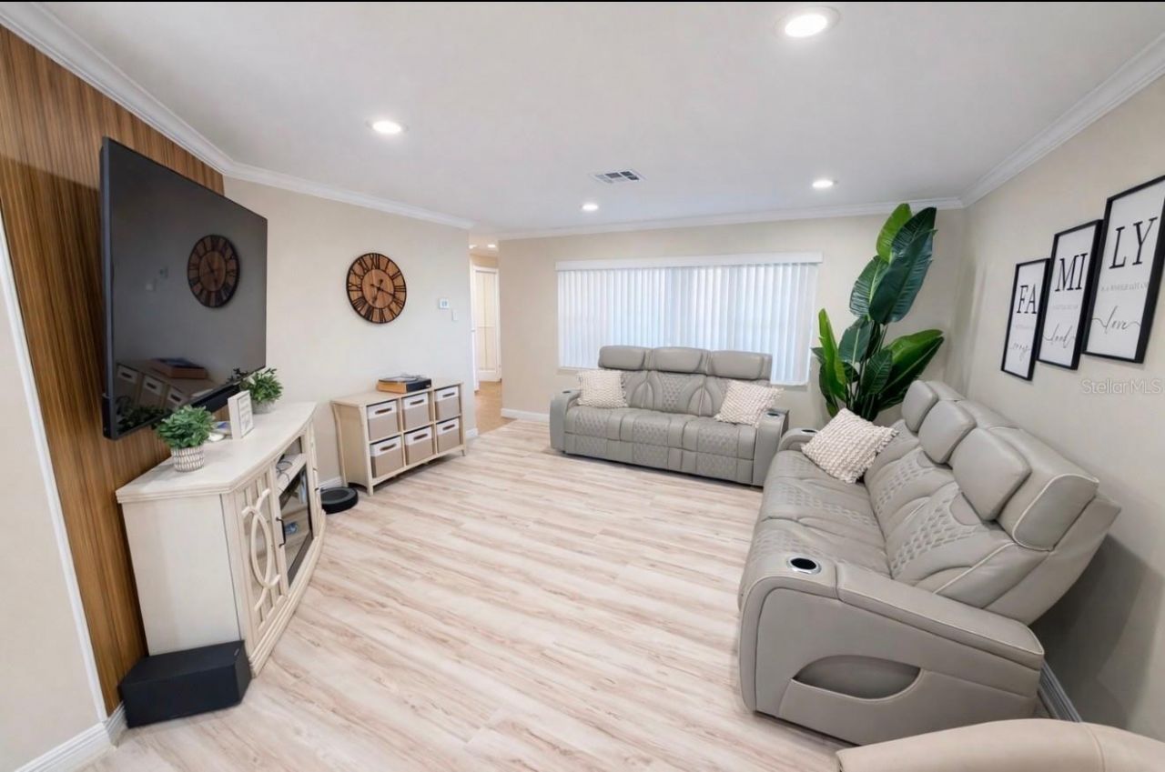 7051 Lexington Cir, Brooksville, FL 34602 Photo