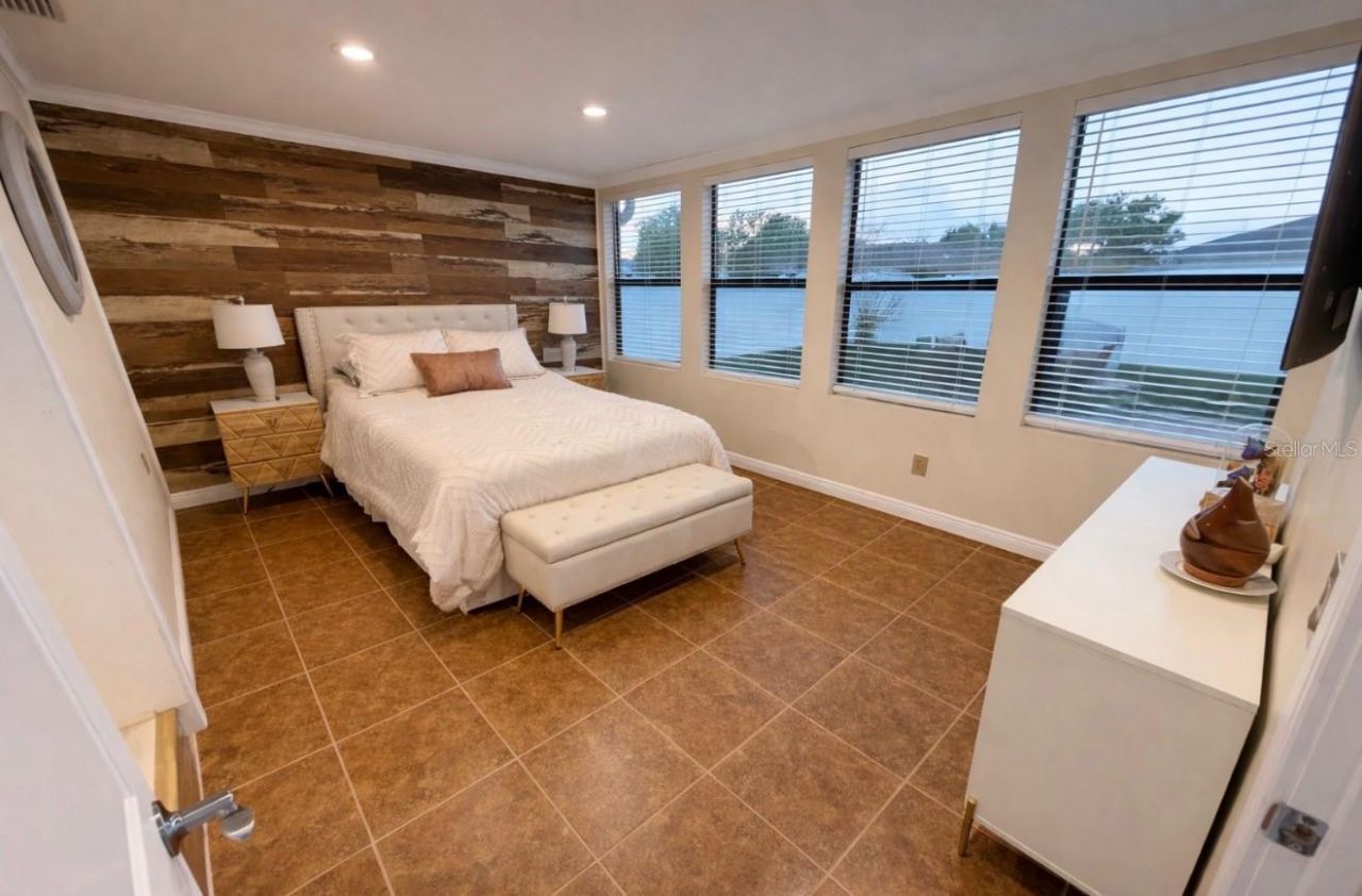 7051 Lexington Cir, Brooksville, FL 34602 Photo