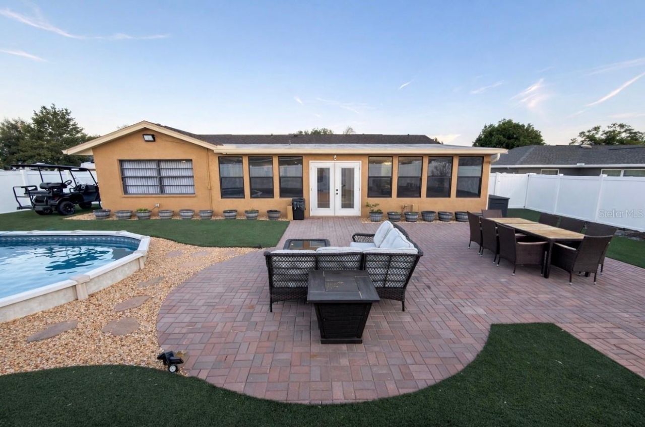 7051 Lexington Cir, Brooksville, FL 34602 Photo