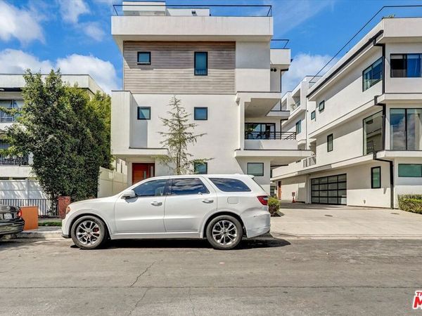 733 N Gramercy Place, Los Angeles, CA 90038