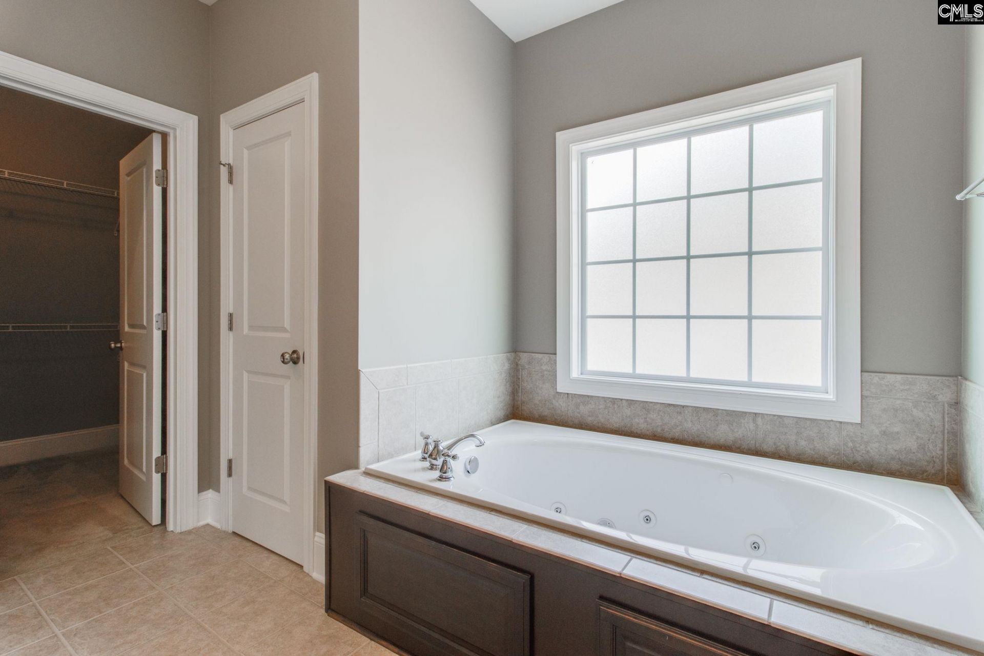 143 Abbeywalk Lane Photo 23