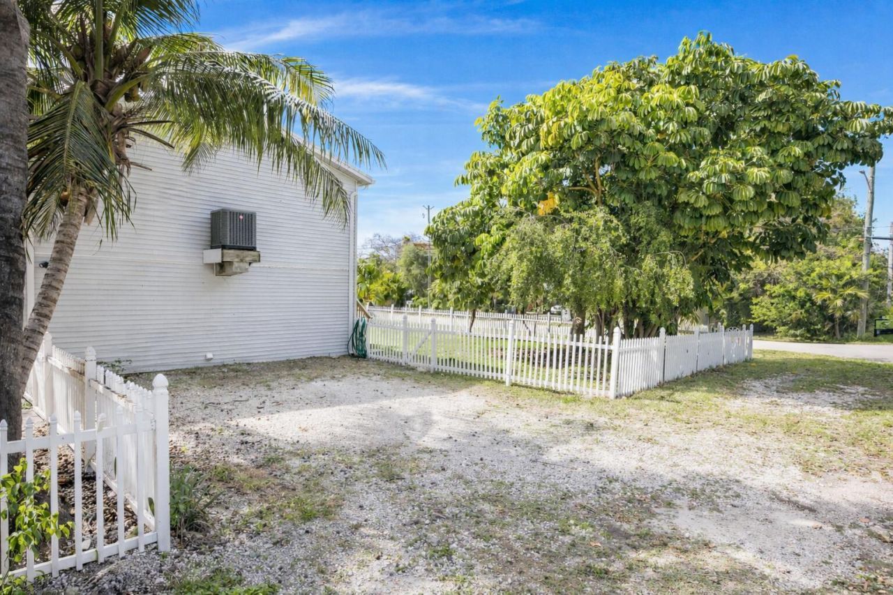 326 Avenue A, Big Coppitt, FL 33040 Photo