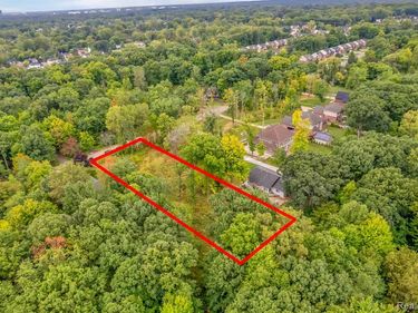 3459 Hazelton Avenue , Rochester Hills, MI 48316