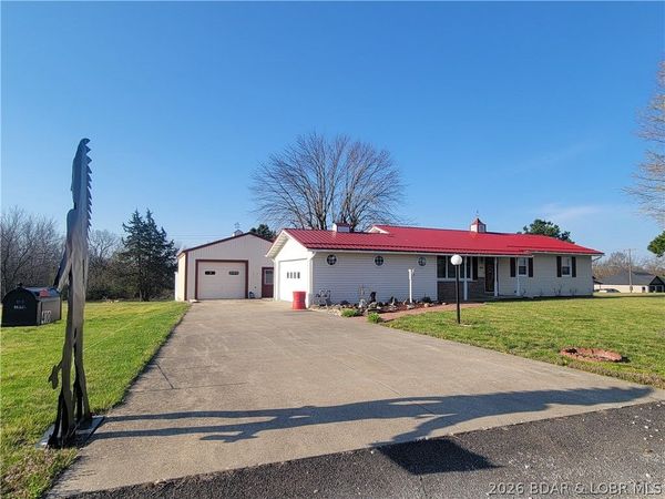410 W. Gregory Boulevard, Tipton, MO 65081