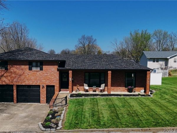 421 W. Bourbon Street, Eldon, MO 65026