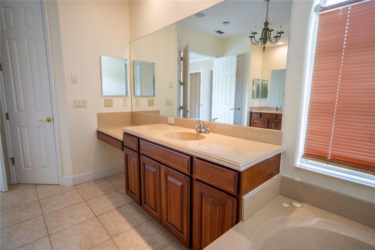 10009 Valley Rose Court, Orlando, FL 32825 Photo