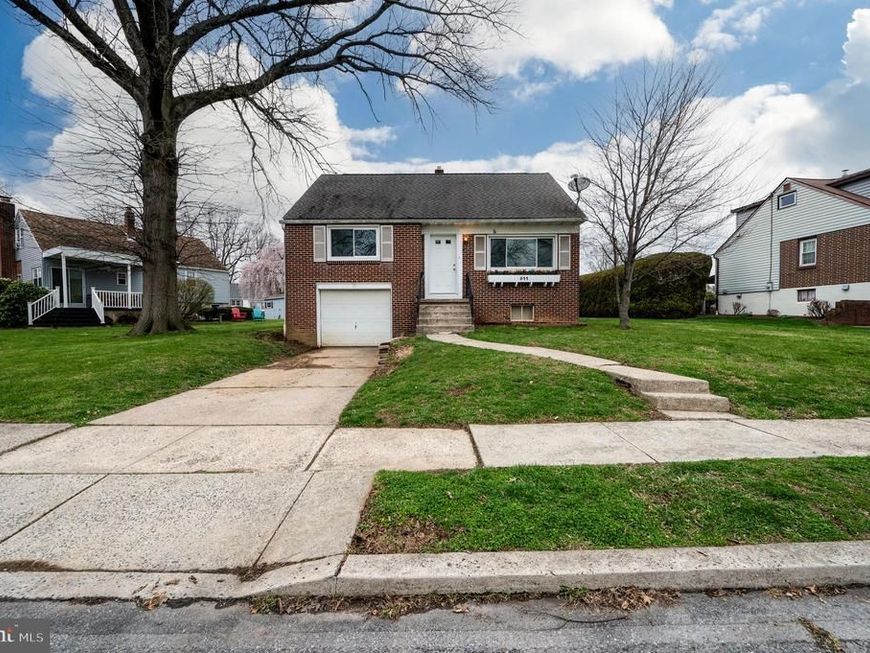 511 Grill Avenue, Reading, PA 19607 Main Photo