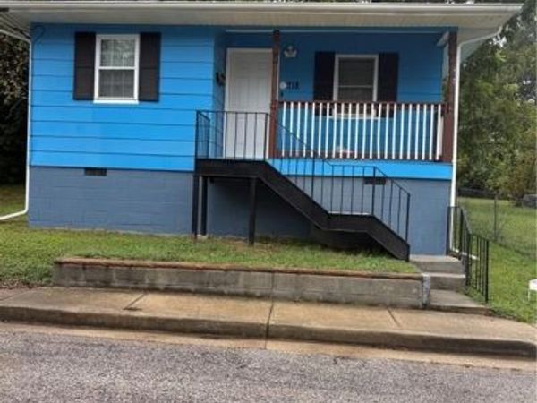 718 Blick Street , Petersburg, VA 23803