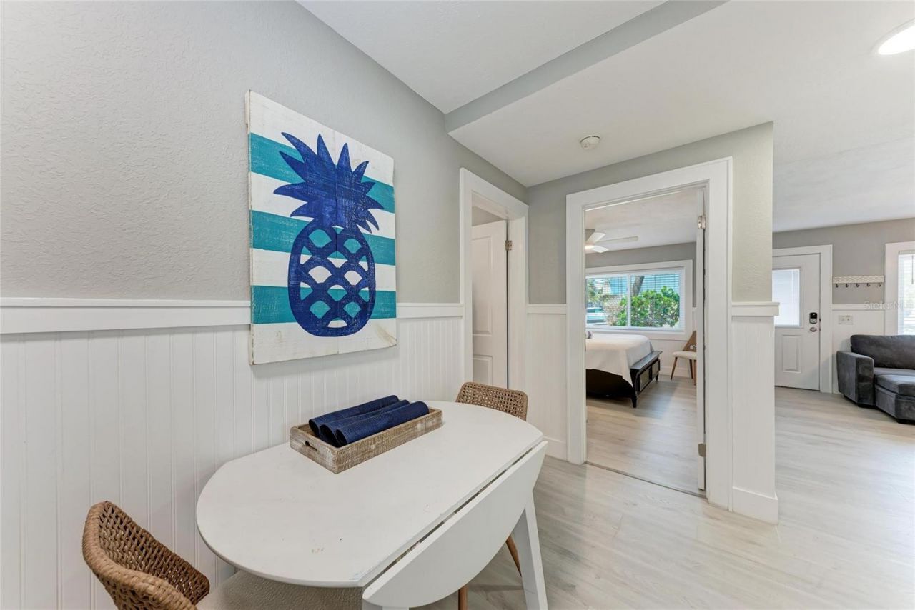 101 25th Street N, Unit 1, Bradenton Beach, FL 34217 Photo