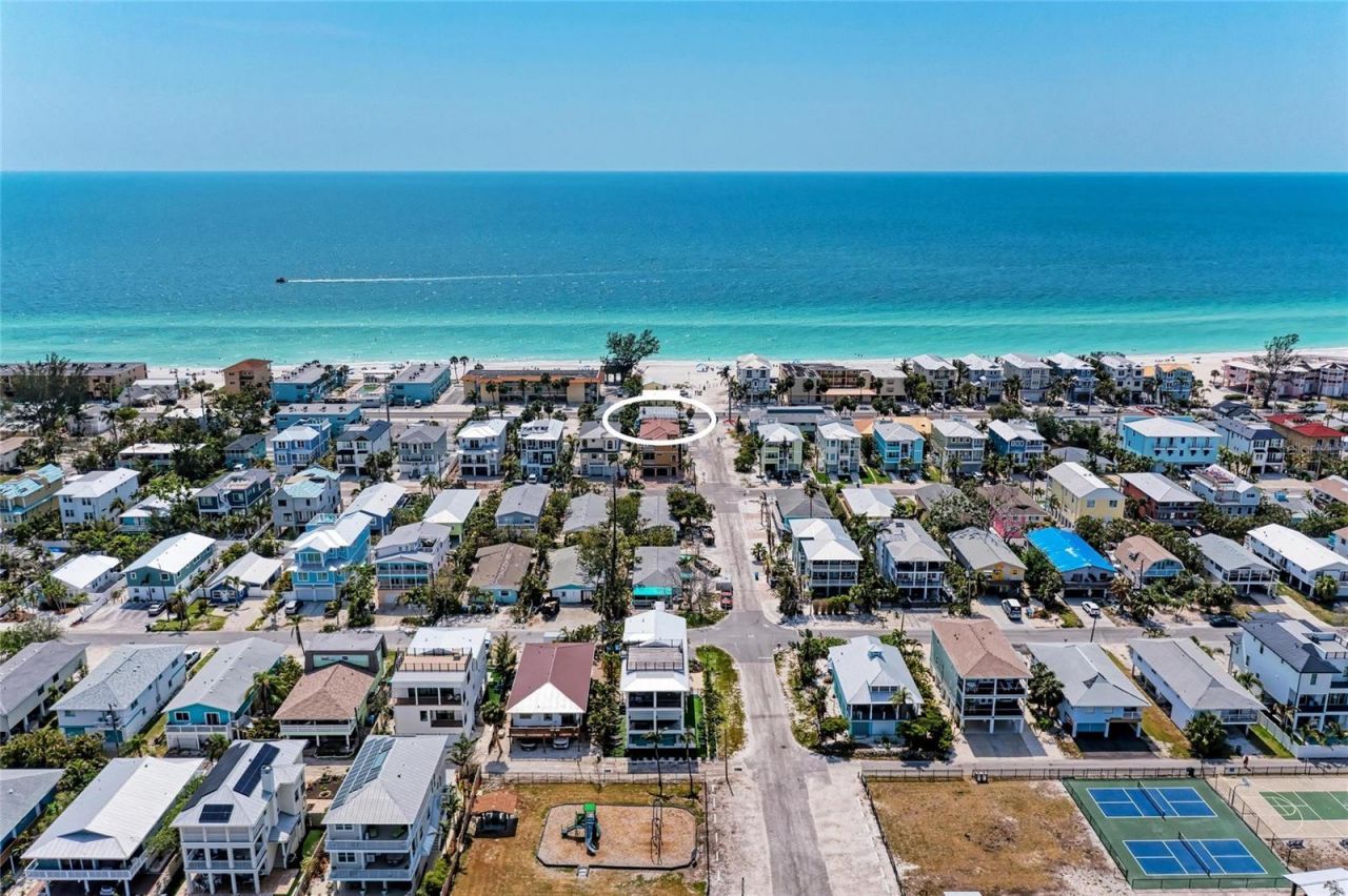 101 25th Street N, Unit 1, Bradenton Beach, FL 34217 Photo