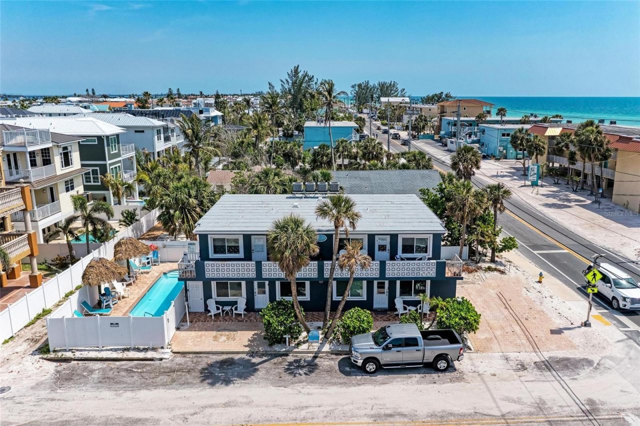 101 25th Street N, Unit 1, Bradenton Beach, FL 34217 Photo