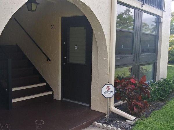 5971 La Pinata Boulevard, Unit B1, Greenacres, FL 33463