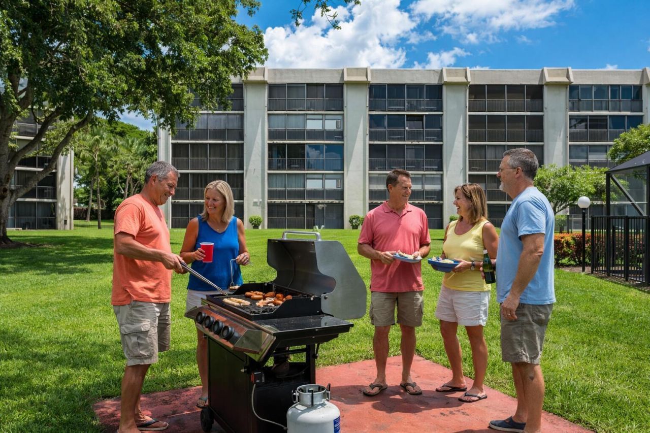 9220 SW 14th Street, Unit 3-208, Boca Raton, FL 33428 Photo