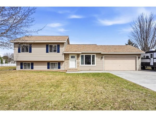 519 Sycamore Drive, New Richmond, WI 54017