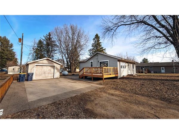 663B E Main Street, Ellsworth, WI 54011